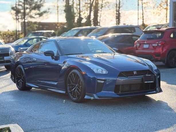 2017 Nissan GT-R - Downpipes, Local B.C, Premium Package image 4