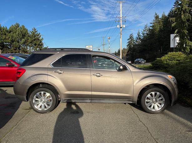 2010 Chevrolet  Equinox LT w/1LT image 4