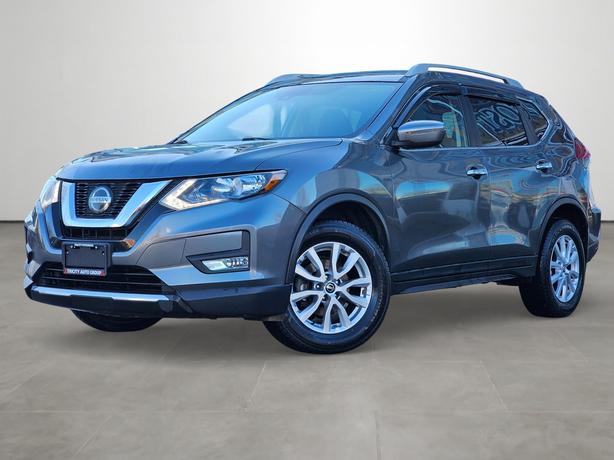 2019 Nissan Rogue image 1