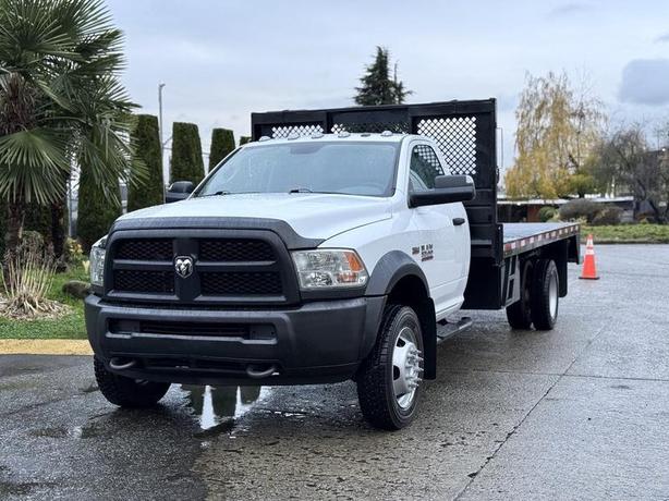 2018 RAM 5500 Regular Cab 2WD DRW 16-Foot Flat Deck Truck image 4