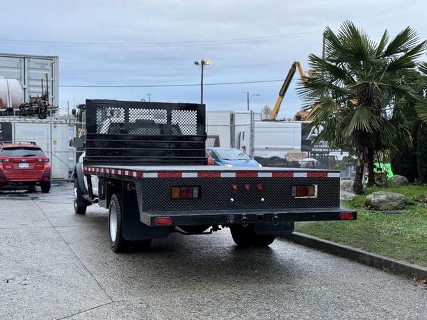 2018 RAM 5500 Regular Cab 2WD DRW 16-Foot Flat Deck Truck image 8