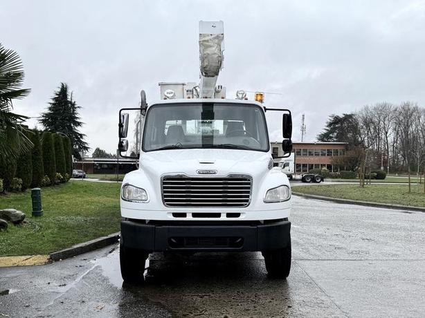 2013 Freightliner M2 106 4x4 Terex Bucket Truck – 40 ft Hi-Ranger HR40M image 3