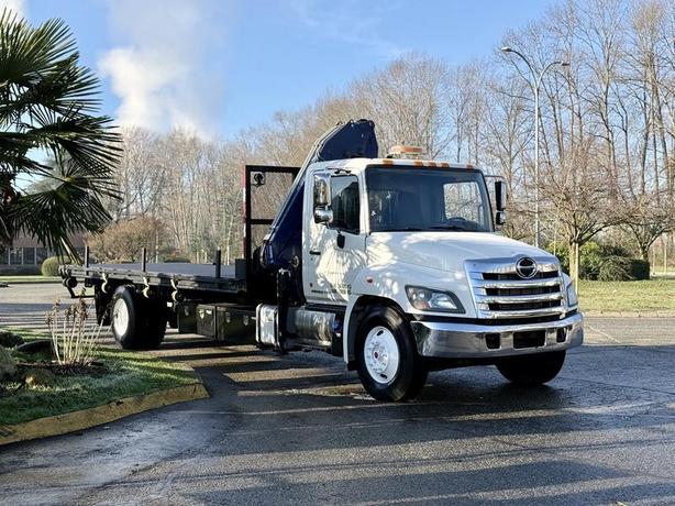 2015 Hino 358 22-Foot Flat Deck Truck with Dump Function and Amco Veba Crane image 2