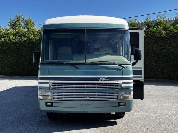 2000 Ford Motorhome Pace Arrow Vision RV with 2 Slide Outs image 3