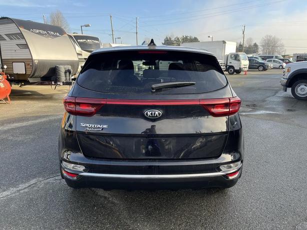2020 Kia Sportage LX FWD image 4
