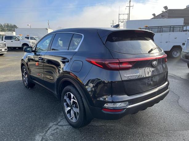 2020 Kia Sportage LX FWD image 3