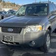 2006 Ford Escape XLT AUTO, KEYLESS ENTRY, POWER WINDOWS, 4X4, 287,000 KMS!!! thumbnail image