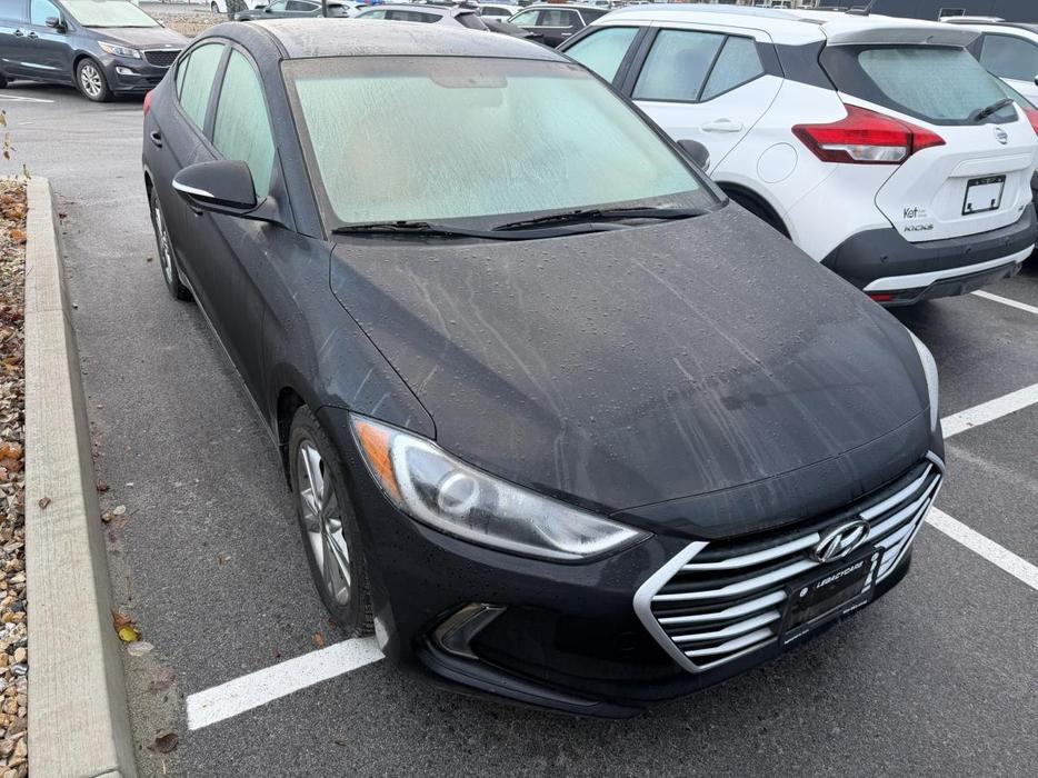 2017 Hyundai Elantra GL HEATED SEATS! BLUETOOTH! BACKUP CAMERA! display photo