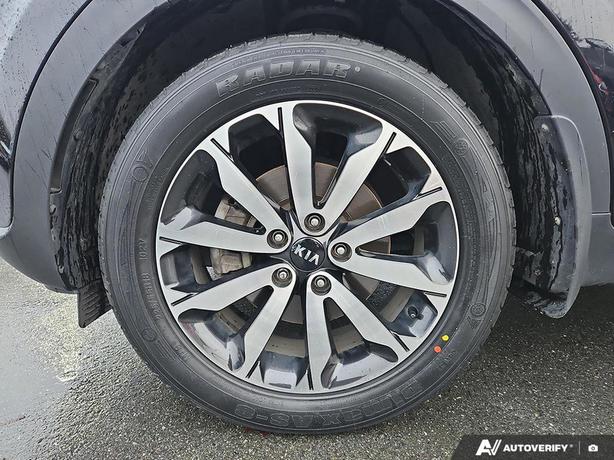 2019 Kia Sportage EX AWD | Heated Seats! image 6
