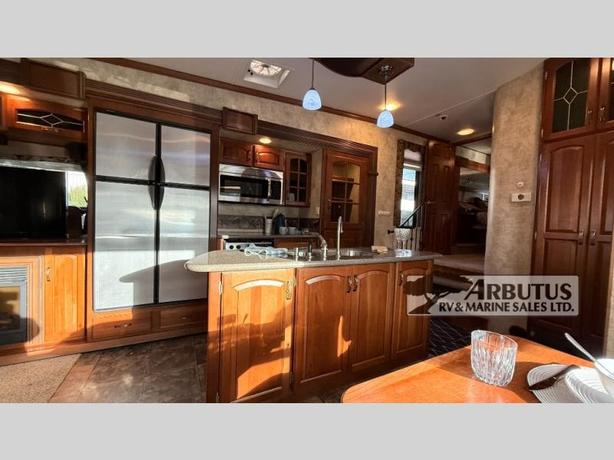 Used 2012 Keystone RV Alpine 3600RS image 6