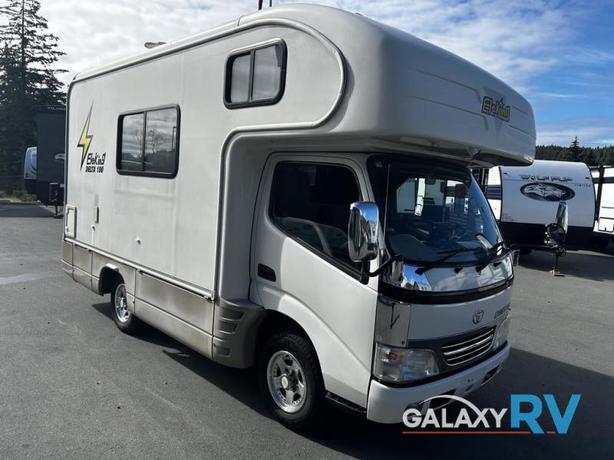 Used 2005 TOYOTA CAMROAD image 2