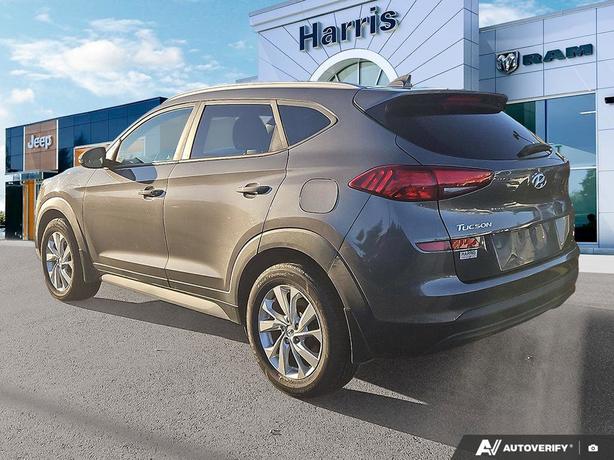 2020 Hyundai Tucson Preferred | Heated Seats | No Accidents! image 4