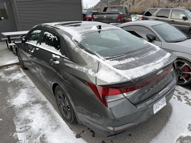 2023 Hyundai Elantra Preferred ADAPTIVE CRUISE! BLINDSPOT! FORWARD COLLISION! image 4