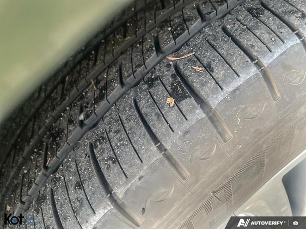 2023 Dodge Charger SXT AWD THE COLOUR TURNS HEAD AS MUCH AS THE PERFORMANCE! HEA image 7