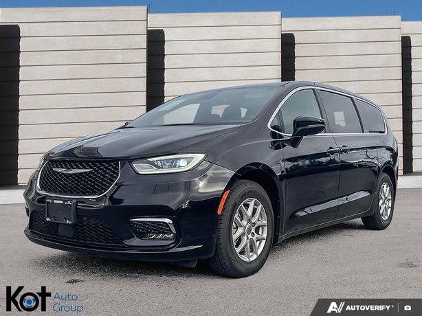 2024 Chrysler Pacifica Touring FWD ONLY 30,657 KMS! FULLY INSPECTED! V6! UCONNEC image 1