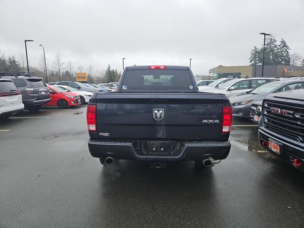 2019 RAM 1500 Classic Express | No Reported Accidents | Backup Camera! image 5