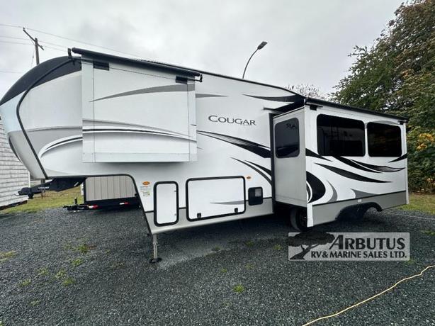 Used 2022 Keystone RV Cougar Half-Ton 25RES image 2