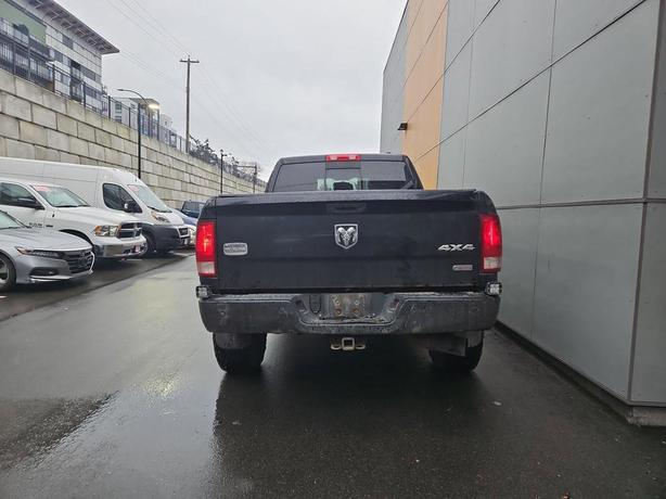 2012 RAM 3500 Laramie Longhorn 4x4 | Leather Interior! image 5