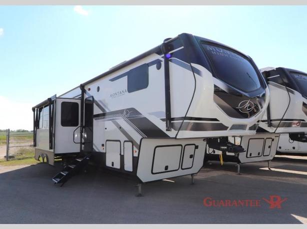 Used 2024 Keystone RV Montana High Country 351BH image 1