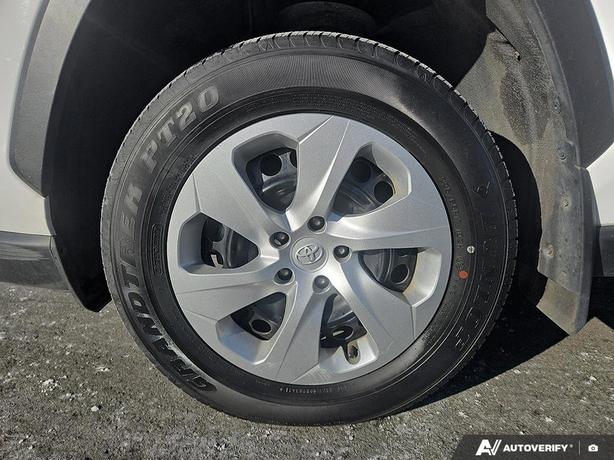 2022 Toyota RAV4 LE | Heated Seats! image 6