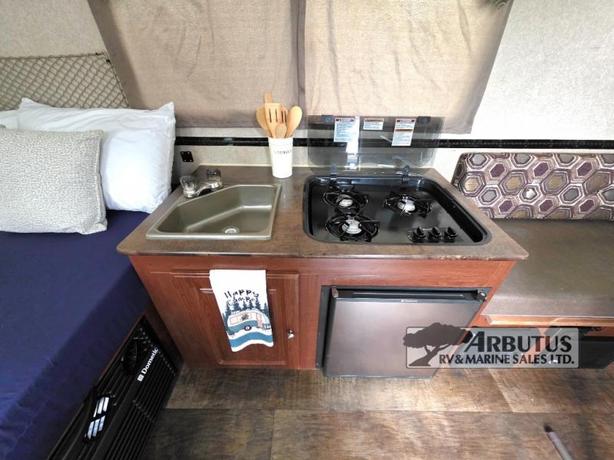 Used 2016 Forest River RV Rockwood Hard Side Series A122S image 6