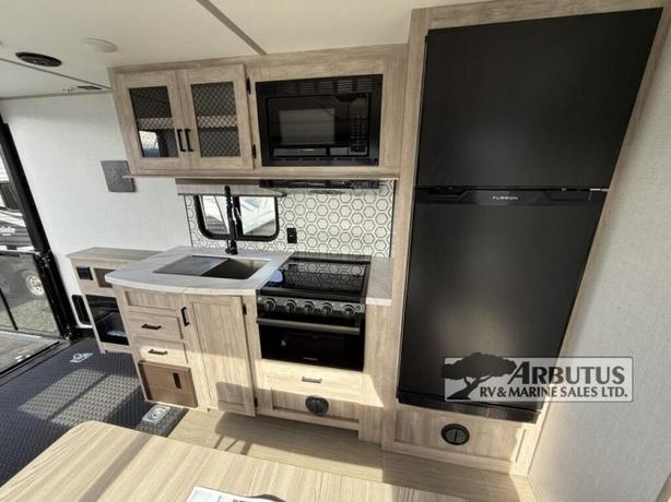 Used 2023 Forest River RV XLR Micro Boost 19XLRE image 4