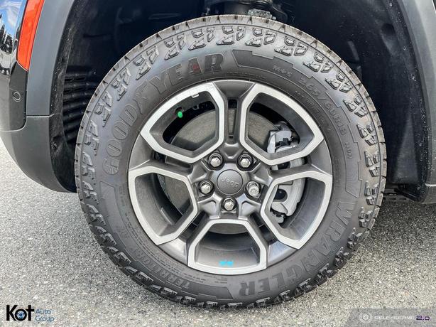 2023 Jeep Grand Cherokee 4xe FULLY LOADED READY TO TACKLE ANYTHING!! MANAGER DEM image 6