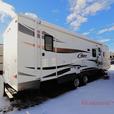 Used 2014 Keystone RV Cougar 28BHS thumbnail image 4