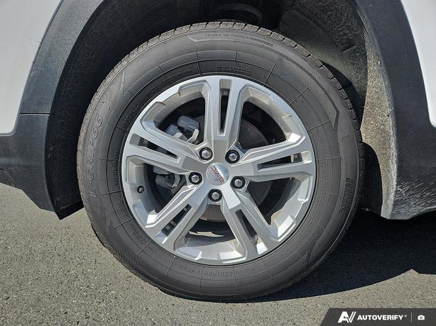 2024 GMC Terrain AWD 4dr SLE | Back-Up Camera | No Reported Accidents! image 6