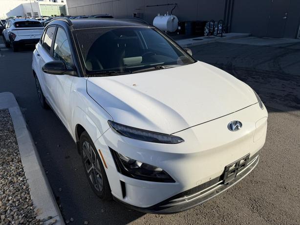 2023 Hyundai Kona Electric Preferred HEATED SEATS! ANDROID AUTO! APPLE CARPLAY!  image 1