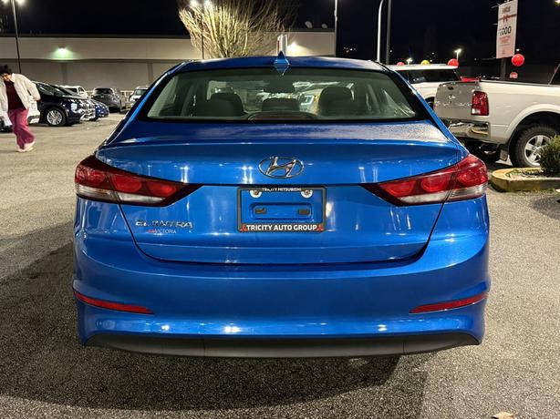 2017 Hyundai Elantra GL - Heated Steering Wheel, Heated Seats image 6