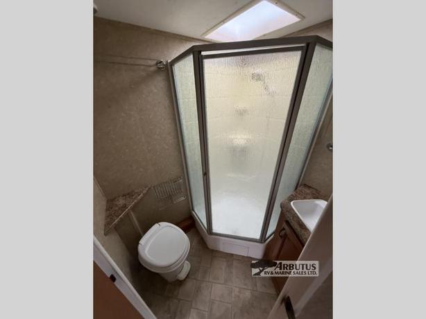 Used 2010 Gulf Stream RV Streamlite 23SLB image 7