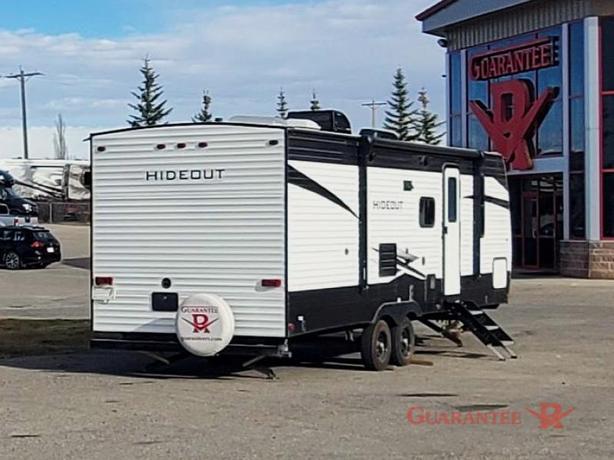 Used 2021 Keystone RV Hideout 26BHWE image 4