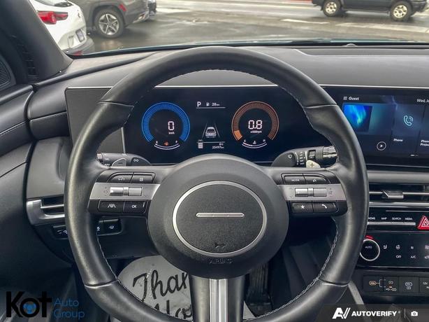 2025 Hyundai Santa Cruz Preferred BLUETOOTH APPLE CARPLAY! TOUCH-SCREEN DISPLAY! image 7
