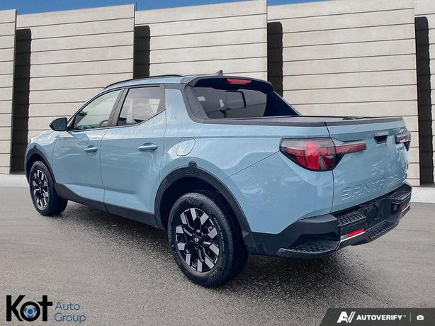 2025 Hyundai Santa Cruz Preferred TOUCH-SCREEN DISPLAY! NAVIGATION! HEATED SEATS image 4