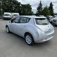 2015 Nissan LEAF S thumbnail image 3