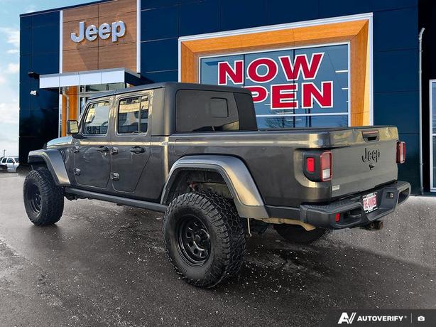 2022 Jeep Gladiator Sport S 4x4 | Heated Seats | Remote Start! image 4