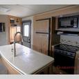 Used 2017 Forest River RV Rockwood Signature Ultra Lite 8327SS thumbnail image 7