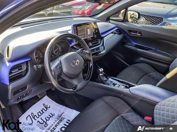 2021 Toyota C-HR Xle Premium BLUETOOTH APPLE CARPLAY! HEATED SEATS! image 6