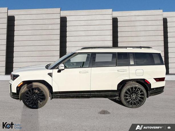 2025 Hyundai Santa Fe Ultimate Calligraphy LIKE NEW! FULL LOAD! LOW KMS! image 3