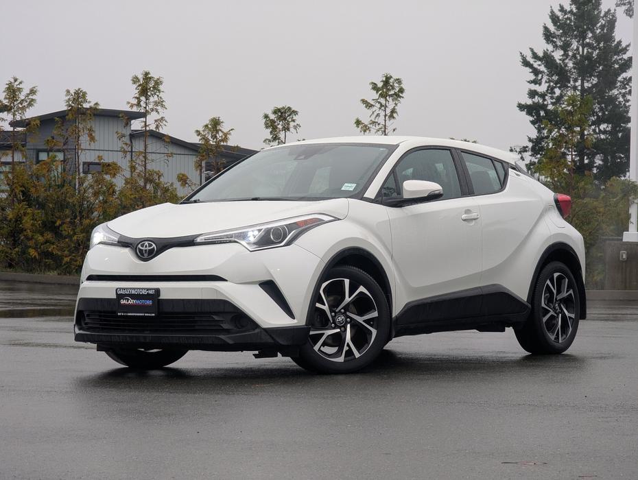 2018 Toyota C-HR XLE - Heated Seats, Dual Zone Climate display photo