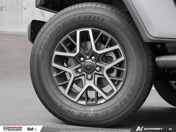 2026 Jeep Wrangler SAHARA, LEATHER, FULL LOAD, DEMO CLEAROUT SAVE OVER 10K! demo image 7