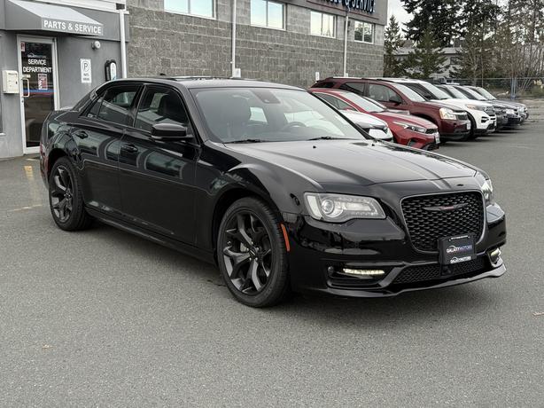 2023 Chrysler 300 300S RWD- No Accidents, BC Local & Low Kilometers image 4