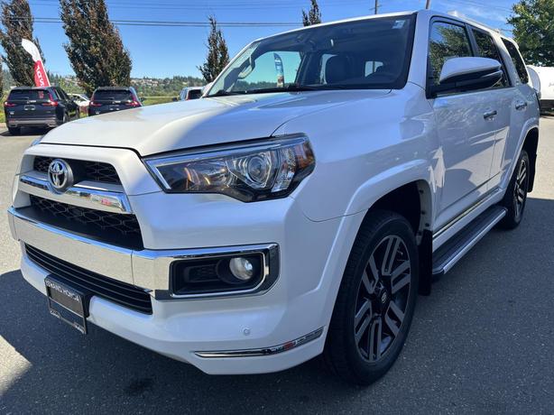2018 Toyota 4Runner Base image 3