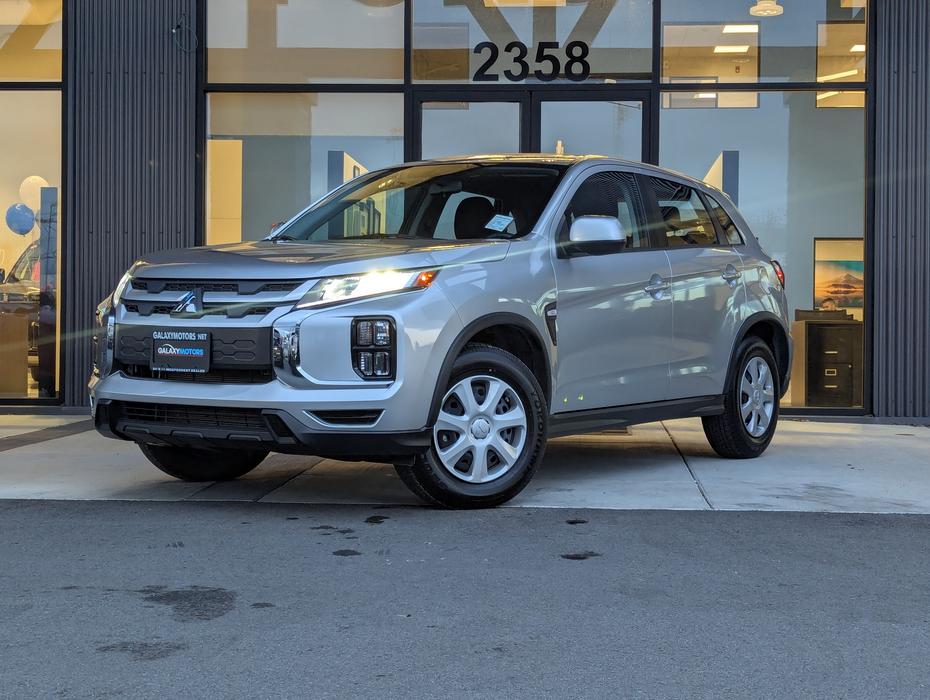 2025 Mitsubishi RVR ES - Heated Seats, Android Auto/Apple CarPlay display photo