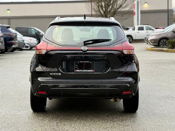 2025 Nissan Kicks Play SV - Heated Steering Wheel, Heated Seats image 7