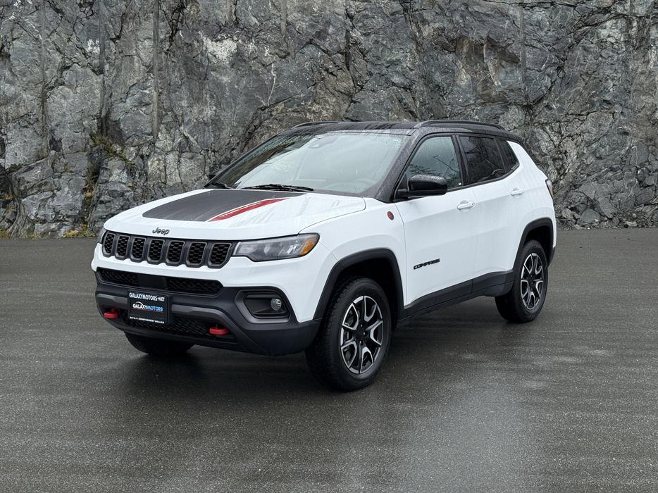 2024 Jeep Compass Trailhawk 4WD - Front Dual Zone A/C & ABS Brakes display photo