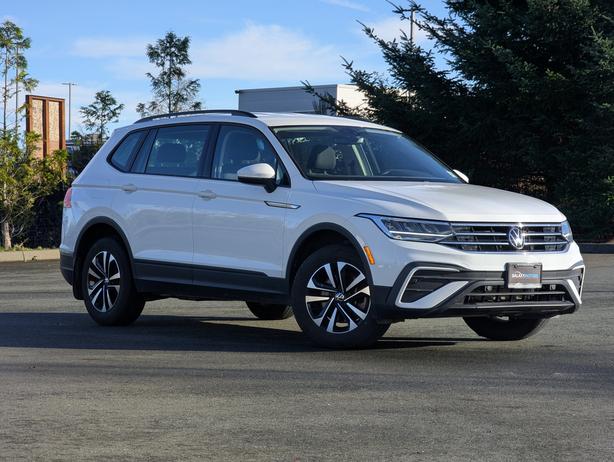 2023 Volkswagen Tiguan Trendline - Heated Seats, AWD, Phone Projection image 4