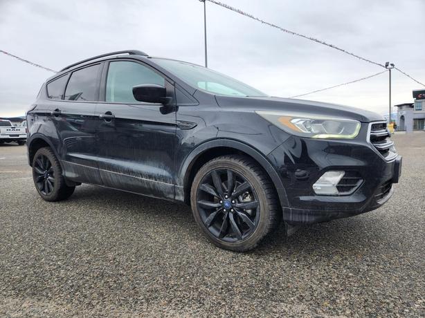 2017 Ford Escape SE | 4WD | Remote Keyless Entry | Rear-View Camera image 2