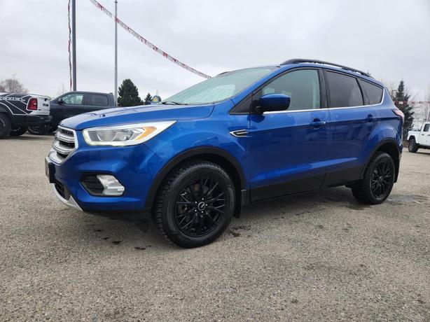 2017 Ford Escape SE | 4WD | Remote Keyless Entry | Rear-View Camera image 1